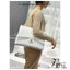 CHANEL MAXI CLASSIC 13.5" กระเป๋าสะพายทรงคลาสสิคใบใหญ่ จุของได้เยอะมากๆ งานสวยหรูมาแต่ไกล สวยงามไม่ผิดหวังค่ะ