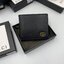 หนังแท้ GUCCI Men Short Wallet รุ่นใหม่ล่าสุด!! หนังสวยเริด ดีงามมากค่าาา กระเป๋าสตางค์ใบสั้น ดีไซน์ใหม่ สวยดูหรู ถือใช้กำลังเหมาะมือ ใส่บัตรได้เยอะ ใส่ธนบัตรได้ทุกชนิด มาครบ set พร้อมส่ง!! เป็นไอเท็มที่หนุ่มๆต้องมีจริงๆจ้า 😎😎