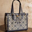 ของแท้ 💯% TORY BURCH FACTORY MONOGRAM JACQUARD TOTE BAG กระเป๋าถือหรือสะพายรุ่นล่าสุดดีไซน์ยอดนิยมจาก TORY BURCH FACTORY OUTLET