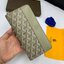 VIP GIFT 】GOYARD round zipper Matignon Long Wallet กระเป๋าสตางค์ซิปรอบใบยาว พร้อมส่ง 6 สี เหมาะกับการใช้งานทุกรูปแบบ นอกจากเพิ่มความมั่นใจแล้ว ยังทำให้ชีวิตของเราง่ายขึ้นอีกด้วย โดยการเปิดปิดแบบซิปรอบ สามารถใส่ธนบัตร เหรียญ บัตรต่างๆได้หลายใบเลยทีเดียว ขน