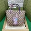 (รวมแบบ) หนังแท้ GUCCI Animal-Friendly Gucci Kid GG Supreme Tote Bag ลายใหม่น่ารักมากเลยค่าา งานหนังแท้ทรงตั้งสวย ขนาดกะทัดรัด จุของได้เยอะ ใช้ได้ทั้งเด็กและผู้ใหญ่ น่ารักมากค่ะ