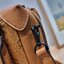 M.C.M SMALL SOFT BERLIN CROSSBODY IN VISETOS งานเบสท์เซลเลอร์ หายาก กับไอเท็มในดีไซน์ทรงกระเป๋าเดินทางแบบคลาสสิค ทรงตั้ง ย่อส่วนมาให้ใช้งานได้แบบสบายๆ พกพาสะดวก แมทช์ได้ทุกสไตล์ ใช้ได้แบบ unisex ใช้งานง่ายด้วยหูจับในตัว