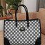 พรีเมี่ยมกิ๊ฟแท้ 100% 】CELINE LARGE TOTE BAG VIP GIFT WITH PURCHASE (GWP) กระเป๋าพรีเมี่ยมกิ๊ฟ Limited จาก CELINE HAUTE PARFUME DUTYFREE COUNTER วัสดุ CANVAS ทรงเหลี่ยมดีไซน์ Casual สวยคลาสสิคสไตล์สาว Lisa ใบใหญ่ใส่สัมภาระได้เยอะจุใจภายในโล่งกว้าง