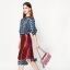Pedro Velvet Tassel shoulder Bag รุ่นใหม่ชนช้อป!! จากแบรนด์ในเครือ charles&keith กระเป๋าสะพายข้างทรงกล่อง ตั้งอยู่ทรง สายสะพายโซ่ร้อยหนัง อะไหล่ทองทั้งใบ ด้านข้างประดับพู่สุดหรูสามารถสะพายได้ทั้งสายเดี่ยวและสายคู่ ภายในมีช่องซิปแยก สามารถใส่กระเป๋าสตางค์ท