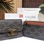 VIP 】CELINE SHORT WALLET VIP GIFT WITH PURCHASE GWP พรีเมี่ยมกิ๊ฟ Limited จาก CELINE HAUTE PARFUME DUTYFREE COUNTER วัสดุ Triomphe Canvas รุ่นใหม่เปิดปิดฝาพับกระดุม ภายในมีช่องแบ่งหลายช่อง ช่องใส่บัตรหลายช่อง ช่องใส่ธนบัตรใส่แบงก์พันได้เหมือนกระเป๋าสตางค์