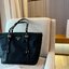 PRADA SHOPPING BAG / PRADA TOTE BAG รุ่นยอดฮิต !!! ปังปุริเย่ 🎉กระเป๋าใบใหญ่ทรงโท้ทหรู เป็นผ้าไนล่อน ตกแต่งรอบใบได้ สวยมาก