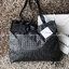 Baobao Issey Miyake Cart geometric tote bag / Miyake Cart Tote Bag รูปทรงที่สร้างขึ้นโดยบังเอิญ' เสื้อผ้าที่มีโครงสร้างและได้รับการออกแบบทางวิศวกรรมอันเป็นเอกลักษณ์ของแบรนด์ ส่งต่อไปยังเครื่องประดับที่น่าประทับใจและไร้กาลเวลาเหล่านี้ กระเป๋าโท้ต Cart