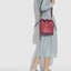 COACH Color-Block Leather Field Bucket Bag ((C3850//C3851)) พร้อมส่งที่ไทย ใหม่ล่าสุดค่ะ! กระเป๋าทรงขนมจีบ สุดฮิต ใช้ได้กับทุกๆวัน หนังแท้ลายหนังสวยนิ่มมือดีค่ะ ด้านหน้ามีโลโก้แบรนด์ตังใหญ่ ปากกระเป๋าแบบหูรูด ปล่อยหนังห้อยยาวลงมา ภายในกระเป๋ากว้างใส่กระเป