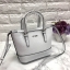 GUESS BALDWINPARK MINI CROSSBODY BAG พร้อมส่ง กระเป๋าถือหรือสะพาย วัสดุหนังแก้วอย่างดี หนังนิ่ม น้ำหนักเบา ตัวกระเป๋าลาย G ทั้งใบสวยมากค่ะ เปิดปิดกระเป๋าแบบซิป ภายในโล่ง ใส่ ipad mini ได้ มีช่องเล็กให้ใส่ของจุกจิก ซับในเป็นผ้าลายแบรนด์ สายสะพายถอดออกไม่ได