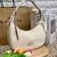 COACH BAILEY HOBO WITH WHIPSTITCH ((C4108//C1322)) พร้อมส่งที่ไทย!! สวยจริงไม่จกตาแน่นอนค่าา กระเป๋าทรงโค้ง ใช้แบบหิ้วหรือคล้องไหล่ก็ดูดี ใช้วัสดุหนังแท้ชั้นดี หนังสวยมากๆค่ะ ด้านหน้าใช้อะไหล่แบรนด์ตัวใหญ่ หรู ดูสะดุดตามีเดียว