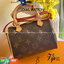 VIP GIFT 】LOUIS VUITTON NANO SPEEDY พร้อมส่งความน่ารักค่ะ! กระเป๋าทรงหมอนไซด์มินิ หนังแกะแท้นิ่มสวยงามค่ะ เปิดปิดกระเป๋าแบบซิป ภายในสามารถใส่มือถือได้ กระเป๋าเงินใบกลางได้ พาสปอร์ตได้ค่ะ