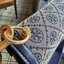 Tory burch t monogram jacquard shoulder bag คอลเลคชั่น T Monogram สำหรับคอลเลคชั่นฤดูใบไม้ผลิ 2021 เราสร้างสรรค์ลายโมโนแกรมที่ได้รับแรงบันดาลใจมาจากลวดลายการถักทอผ้าห่มของชาว Pennsylvania Dutch แบบดั้งเดิม เป็นการเฉลิมฉลองโลโก้สุดไอคอนนิคของแบรนด์ โดดเด่น