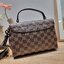 LV CROISETTE CROSSBODY BAG ให้สาวๆได้สวย ในราคาจับต้องได้ กับกระเป๋าสะพายข้าง ดีไซน์ลวดลายตารางเอกลักษณ์ คลาสสิคแต่ดูผู้ดี วัสดุหนังแคนวาส เปิด-ปิดด้วยตัวล็อคแน่นหนา ภายในโล่งกว้าง ใส่ของสำคัญได้ครบถ้วน สายสะพายถอดออกได้ ปรับได้ มีหูจับในตัว ถือเก๋ๆ หรือจ
