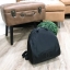 Chanel VIP Gift Backpack (พร้อมส่งโลโก้ขาว) สินค้าเป็นของแท้ ใหม่จากเค้าเตอร์เครื่องสำอาง/น้ำหอมแบรนด์ กระเป๋าเป้ของแท้จาก Chanel VIP Gift Bag วัสดุไนล่อน หัวซิปทำจากหนังปั้มชื่อแบรนด์ ด้านในเป็นช่องกว้าง และมีช่องซิปเล็ก ตัวสายสะพายด้านหลังเลื่อนปรับได้ค