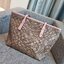 OUTLET 】COACH F58292 CITY ZIP TOTE IN SIGNATURE 16" รุ่นขายดี!! ไซส์ใหญ่ สีสวยมาให้แบบจัดเต็ม!! กระเป๋าถือทรงโท้ทใบใหญ่ สวยน่าใช้ทุกสี สะพายคล้องไหล่ได้เก๋ๆ จุของแน่นๆไปเลยจ้า!! วัสดุหนังแคนวาสคุณภาพ ปากกระเป๋าเปิด-ปิดด้วยซิป กันของหล่นได้ ถือไปไหนก็
