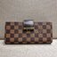 VIP 】ได้เวลาเปลี่ยนกระเป๋าสตางค์รับทรัพย์กันแล้ว!! LV vip wallet กระเป๋าสตางค์พรีเมี่ยมกิ๊ฟ เป็นไอเท็มหายาก ที่สาวๆต้องว้าว!! ใบยาวขนาดกำลังเหมาะมือ ถือแล้วขับผิวทุกสี วัสดุหนังแคนวาส ทนทาน เปิด-ปิดด้วยกระดุม ภายในมีช่องใส่บัตรเยอะมาก แบ่งสัดส่วนสวย ใส่ธน