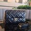CHANEL flap bag with chain / CHANEL VIP CROSSBODY BAG กระเป๋าทรงสะพายข้าง หนังพียูพรีเมี่ยมหนังนิ่ม อะไหล่ทองวินเทจทั้งใบ