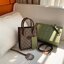 Gucci mini Tote กระเป๋าสะพายข้าง Premiumgift วัสดุหนังแท้ ด้านในโล่ง ใส่กระเป๋าตังค์ ใส่โทรศัพท์ Iphone+ ได้ สายยาวปรับระดับได้ Crossbody ได้ น้ำหนักเบา มาพร้อมกล่องและลิปบิ้นแบรนด์ สวยหรูดูแพง จะซื้อใช้เองหรือเป็นของขวัญก็เหมาะ ได้ไปไม่ผิดหวังค่ะ ไอเท็มน