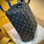 LV Dopp Kit Toilet Pouch / LV Clutch Bag กระเป๋าถือทรงพอชหรือคลัช แบบคลาสสิกสวยงามเป็นเอกลักษณ์ มีหูหิ้วพกพาสะดวก