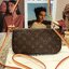 น้องน่ารักน่าใช้มากๆค่ะ LOUIS VUITTON POCHETTE ((Premium Gift Lv)) กระเป๋าหิ้ว//คล้องไหล่//สะพายข้าง//หรือถือแบบคลัท ชิลๆได้เลยค่า หนังแกะแท้นิ่มสวย เปิดปิดกระเป๋าแบบซิป ภายในสามารถใส่กระเป๋าเงินใบกลางได้; มือถือได้;พาสปอร์ตได้;ของจำเป็นจุกจิกสาวๆได้เยอะเ