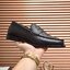GUCCI Loafers for Men เกรดออริจินอล รองเท้าโลฟเฟอร์กุชชี่ ให้ลุคดูภูมิฐาน หรูหรา เข้ากับทุกชุด ทุกโอกาส วัสดุหนังแท้และแคนวาสอย่างดี ใส่สบาย ไม่กัดเท้า บล็อคมาตรฐาน 1:1 เป็นรองเท้าที่คุณผู้ชายควรมีติดตู้ภาพถ่ายจากงานขายจริง ใช้งานต่างประเทศได้