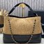 ORI หนังแท้ | CHANEL Shopping Bag 25A Suede Bag กระเป๋าสะพายทรงโท้ท ดีไซน์ใหม่หนังกำมะหยี่โทนน้ำตาล ใช้งานง่าย สวยหรูดูแพง ฐานหนังแท้สีดำตัดอย่างลงตัว