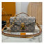LV Pochette Métis East West กระเป๋าสะพายมัลติฟังก์ชั่น สีใหม่ลิมิเต็ดสวยละมุน วางลายตรงเป๊ะ สวยมากแนะนำเลยค่ะ ดีไซน์กะทัดรัด สะดวกพกพา สะพายไปเที่ยว ไปทำงาน ไปเดทก็ได้หมด ตอบโจทย์คนชอบความหลากหลายจริงๆ