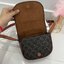 CELINE FOLCO CUIR TRIOMPHE IN MONOGRAM CANVAS กระเป๋าทรงครอสบอดี้ ลายโมโนแกรมวินเทจ รุ่นที่ดาราใช้กันเยอะมาก และเป็นอีกหนึ่งใบที่ครองใจสาวๆ ทรงน่ารักมากๆ