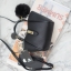 รุ่นมาใหม่ everyday keep handbag 👑สวย หรู เวอร์วัง อีกแล้วค่า 👍 กระเป๋า ถือ//สะพายข้าง หนังสวยๆ มาพร้อมพวงกุญแจ ปอมปอม ฟรุ้งฟริ้ง น่ารักมาก เข้ากับกระเป๋าคะ ตัวกระเป๋าเป็นหนังวัวสังเคราะห์ อย่างดี เนื้อนิ่มหนา อยู่ทรง มีกระเป๋าเล็กๆด้านในแ