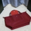Longchamp Size S สินค้าใหม่ ของแท้!! เป็นล็อตผลิตเกินออเดอร์จากโรงงาน มาพร้อมการ์ด/ถุงผ้าแบรนด์/ถุงกระดาษแบรนด์ Size S: 25 x H. 23 x 16 cm. Color: Wine 609