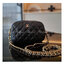 Chanel Camera Bag / CHANEL VIP CROSSBODY CHAIN BAG กระเป๋าทรงสะพายข้าง ที่กำลังมาแรงมาในตอนนี้ ตัวกระเป๋าเป็นกระเป๋าสตางค์หนังพียูพรีเมี่ยมลายคาเวียร์ อะไหล่ทองทั้งใบ