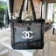 MUST HAVE! Chanel Cosmetic Shopping Bag กระเป๋าสะพายใบใหญ่ VIP Gift With Purchase Limited Edition พรีเมี่ยมกิ้ฟของแท้จาก Chanel Cosmetic Counter ใบใหญ่วัสดุ Nylon โปร่งลายทางปั้มโลโก้แบรนด์ เปิดปิดด้วยแถบแม่เหล็กซ่อนด้านในปากกระเป๋าบุที่ฐานเพื่อรับน้ำหนัก