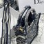 ORI 】Mini Dior Book Tote Phone Bag พร้อมส่งที่ไทย ภาพสินค้าถ่ายจากงานขายจริง ใช้งานต่างประเทศได้ กระเป๋าใบมินิจะใส่โทรศัพท์ได้เช่นเดียวกับของใช้จำเป็นเล็กๆ น้อยๆ ในแต่ละวัน มาพร้อมสายสะพายไหล่แบบปักที่ปรับได้และถอดออกได้ อุปกรณ์เสริมอันทันสมัยนี้สามารถสวม