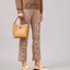 TORY BURCH McGraw Small Bucket Bag ดีไซน์ทรงตะกร้าแสนน่ารัก ดีเทลสะดุดตา รูปทรงจดจำง่าย สาว ๆ คนไหนที่เบื่อกระเป๋าถือทรงเดิม ๆ ลองมาดู Collection นี้กันดีกว่าค่ะ