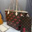 TOP ORI หนังแท้ | LV x TM - Neverfull MM Bag Monogram cherry canvas กระเป๋าสะพายทรงโท้ทเอกลักษณ์ที่หรูหรา Monogram แคนวาสคลาสสิกตกแต่งดีเทลลายเชอร์รี่สีสันสดใส ปรับลุคให้มีชีวิตชีวาอีกครั้งด้วยธีมแสนสนุก