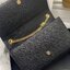 YSL kate medium chain bag in grain de poudre embossed leather 24cm กระเป๋าสะพายแบรนด์หรู รุ่นฮิตลอดกาล งานสวยดูดีมีระดับ ปั้มทุกจุด ขนาดกระทัดรัดกำลังดี มาพร้อมาสะพายโซ่ยาว เลื่อนปรับเป็น 2 แถว เพื่อสะพายเป็นสายสั้นได้ ด้านในโล่งกว้าง ใส่กระเป๋าสตางค์ใบยา