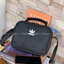 ของแท้ 💯% Adidas Originals 3D Mini Airliner Style Shoulder Bag กระเป๋าสะพายข้างแนว sport วัสดุด้านหน้าเนื้อ matte ผสมหนังpu นิ่มและน้ำหนักเบา ด้านหน้าติดโลโก้แบรนด์