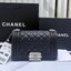 ORI หนังแท้ | CHANEL Boy 20cm shoulder bag กระเป๋าสะพายรุ่นยอดนิยมสุดคลาสสิคตลอดกาล หรูหราระดับตำนาน สวยงามเหนือกาลเวลา ขนาดเล็กน่ารัก ไม่ว่าเวลาจะผ่านไปเเค่ไหนก็ไม่เคย Out เรียบ หรู คลาสสิค ผู้ดี ไฮโซที่แท้ทรูสวยมากค่ะ