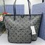 ORI หนังแท้ | Tory Burch T Monogram zip tote bag กระเป๋าทรงโท้ทใบใหญ่ทรงกว้างพร้อมใบเล็กเข้าเซ็ท งานผ้าแจ็คการ์ดตัดขอบหนัง เดอะเบสท์ เซลเลอร์!! ที่สุดของไอเท็มยอดฮิตติดอันดับ ขายดี ขายได้ตลอด ลายโมโนแกรมสุดคลาสสิค สาวๆว่าต้องมีติดบ้านจริงๆน้า