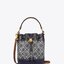 ของแท้ 💯% 】Tory Burch Monogram Jacquard Mini Bucket Bag กระเป๋าถือหรือสะพายไหล่ วัสดุผ้า Canvas โลโก้ Jacquard ทรงถัง ตั้งอยู่ทรง กระเป๋าปักลายแบรนด์ สวยหรู