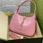 VIP GIFTbag 】หนังแท้ GUCCI Jackie 1961 mini shoulder bag กระเป่ารุ่นฮิตจาก Gucci ต้องบอกเลยว่าสำหรับสาวๆหลายคนนั้น ที่ชื่อชอบ หรือเป็นสาวกกลับแบรนด์อย่าง Gucci ต้องบอกเลยนะว่าสำหรับรุ่นนี้ห้ามพลาดไปทีเดียว บอกว่าได้เป็นตำนานควาวินเทจได้อย่างดี โดยขนาดของต