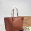 Burberry Check Leather Medium Tote / Burberry Tote Bag กระเป๋าช้อปปิ้งทรงโท้ท ใบใหญ่ หน้าติดอะไหล่แบรนด์สีทอง ช่องกว้างใช้งานง่าย ใส่ของได้เยอะเลยค่ะโดดเด่นด้วยลวดลายคลาสสิก วัสดุผ้าแคนวาส ภายในโล่งกว้างมาก ใส่ของได้สบาย หิ้วไปเที่ยวต่างจังหวัด สะพายไปต่า