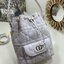 ORI หนังแท้ | Small Dior Caro bucket bag กระเป๋าทรงบักเก็ต รุ่นใหม่ประจำ Fall 2025 โดดเด่นด้วยดีไซน์ที่ทันสมัยและสง่างาม ได้รับการรังสรรค์ขึ้นจากหนังแกะสีดำเดินด้ายลาย Macrocannage พร้อมกับช่องเก็บของขนาดใหญ่แบบเชือกรูดปิด