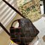 LOEWE WOVEN BASKET LEATHER BAG 20cm กระเป๋าสะพายถักทอด้วยความปราณีต ขนาดกำลังดีจุได้แบบเน้นๆ วัสดุหนังอย่างดีเต็มใบ หรูเลิศ