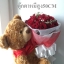 ตุ๊กตาหมีถือช่อดอกไม้