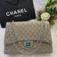 CHANEL MAXI CLASSIC 13.5" กระเป๋าสะพายทรงคลาสสิคใบใหญ่ จุของได้เยอะมากๆ งานสวยหรูมาแต่ไกล สวยงามไม่ผิดหวังค่ะ