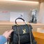 LV Cluny Monogram กระเป๋าสะพายหนังลายโมโนแกรมเปิดหน้า เป็นอีกทรงที่ขายดีมากเพราะใช้งานง่ายใช้ได้อเนกประสงค์ ด้านในกว้าง งานใช้สลับขึ้นแบบจากงานจริงเป๊ะเที่ยบเท่า แรร์ไอเท็มที่สาวๆต้องมี! มีหูจับในตัวและสายครอสบอดี้มาให้ ใช้งานง่าย เหมาะกับทุกสไตล์การแต่งต
