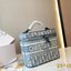 DIOR TRAVEL VANITY CASE Oblique Embroidery กระเป๋าใส่เครื่องสำอางค์ สวยคลาสสิคขนาดกำลังดี พกพาสะดวก ใช้งานง่ายสุดๆ วัสดุงานทอละเอียดคุณภาพดี ภายในเป็นช่องโล่ง ใบจริงงานสวยเกินเบอร์!! สวยงามเกินราคา ไม่ผิดหวังจ้า
