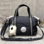 Kipling Art S [k14331] | Kipling factory oem กระเป๋าถือหรือสะพายข้างได้ วัสดุไนล่อนคุณภาพสูง กันน้ำระดับนึงเลยค่ะ หูหิ้วเป็นลายสวยน่าใช้ ด้านหน้ามี logo brand ด้านข้างเป้นกระดุม มีซิปเสริม สามารถเก็บหรือขยายทรงได้ ใช้ได้หลายรูปแบบค่ะ ด้านในโล่งกว้าง ใส่ขอ