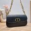 DIOR 30 MONTAIGNE AVENUE BAG สวยหรู ดีเทลแพง ต้องยกให้ไอเท็มนี้เลย กับกระเป๋าสะพายข้าง รุ่นที่ใครเห็นเป็นต้องรัก ดีไซน์เรียบง่าย แต่แฝงความผู้ดี